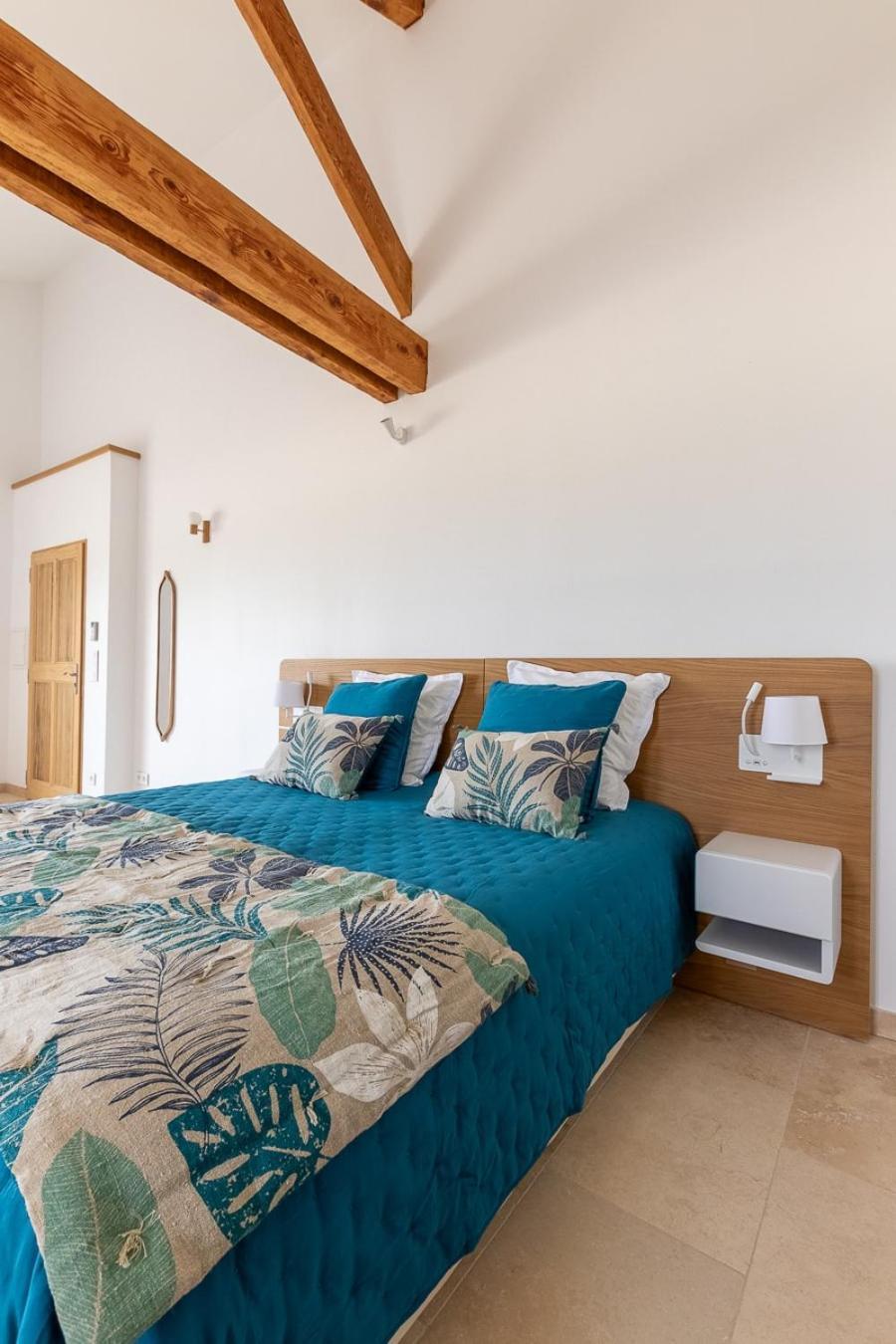 Mas Des Tourterelles Bed & Breakfast Jonquieres  Exterior photo
